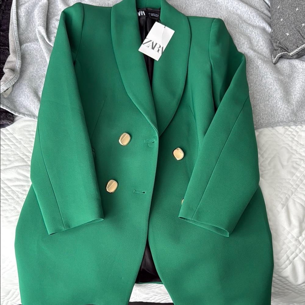 Zara Emerald Blazer with Gold Accents